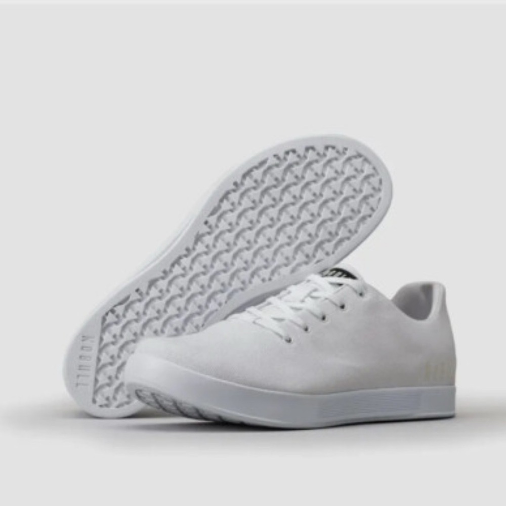 NOBULL Canvas Trainer Sneakers Unisex White /White Sneakers W8/M6.5